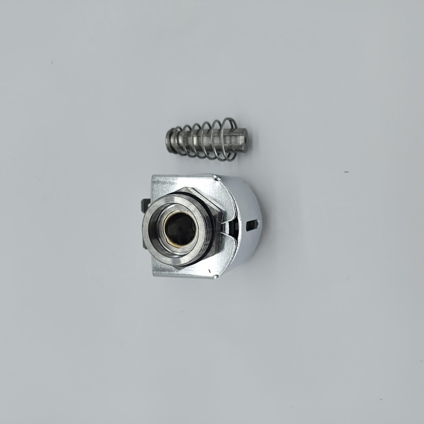 11036710 Volvo SOLENOID VALVE