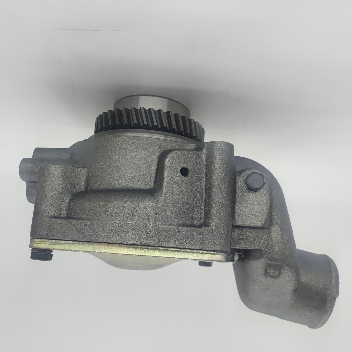 2W8002 Caterpillar WATER PUMP
