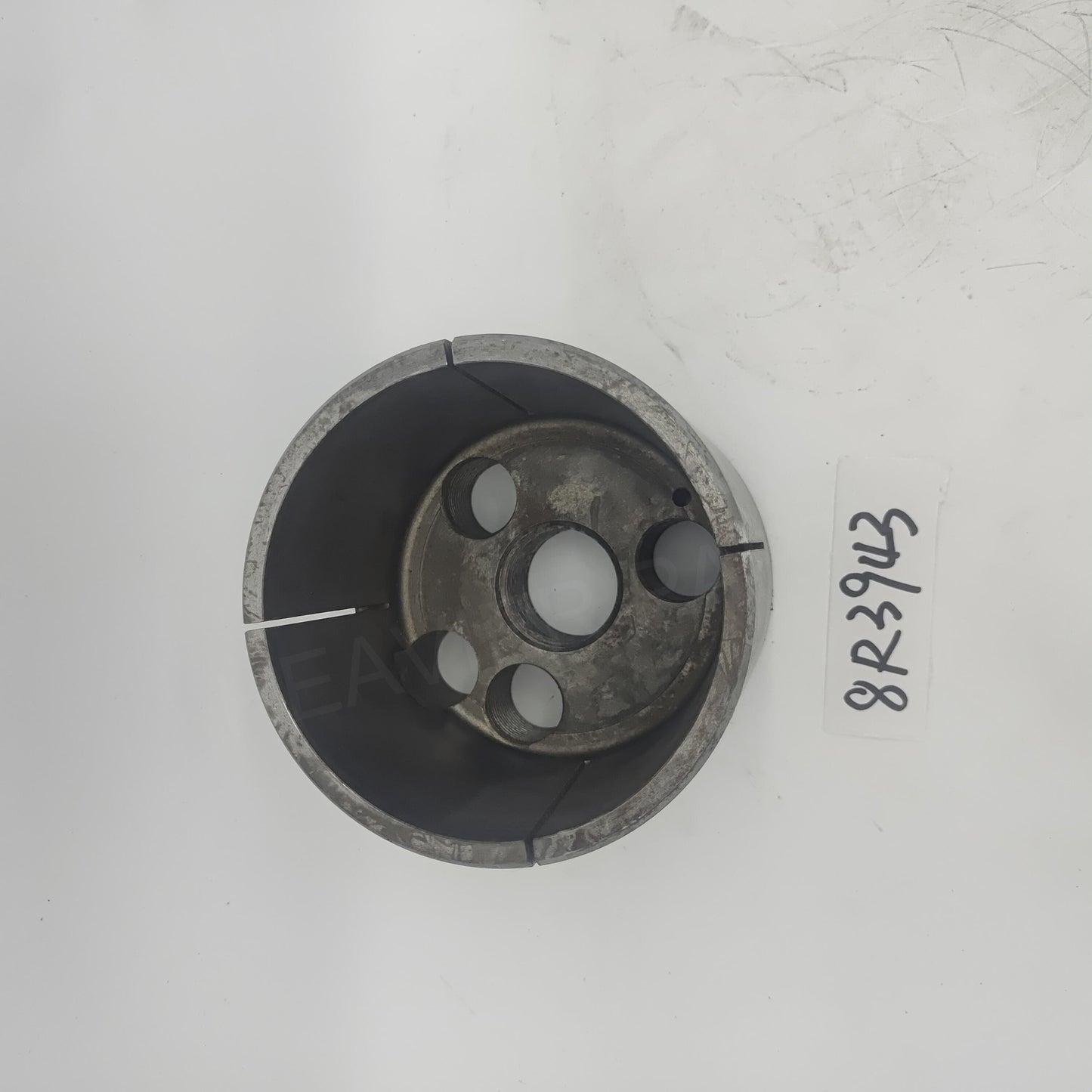 8R3943 Caterpillar COLLET