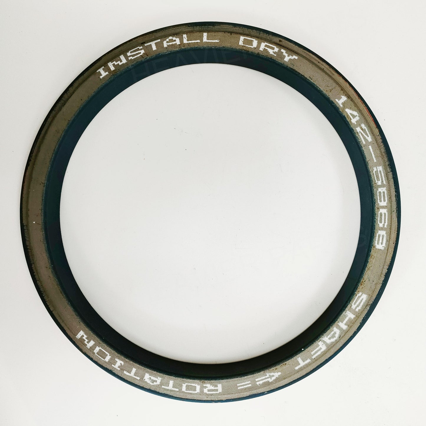 1425868 Caterpillar SEAL,REAR
