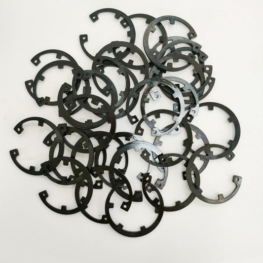 1979372 Caterpillar RETAINER