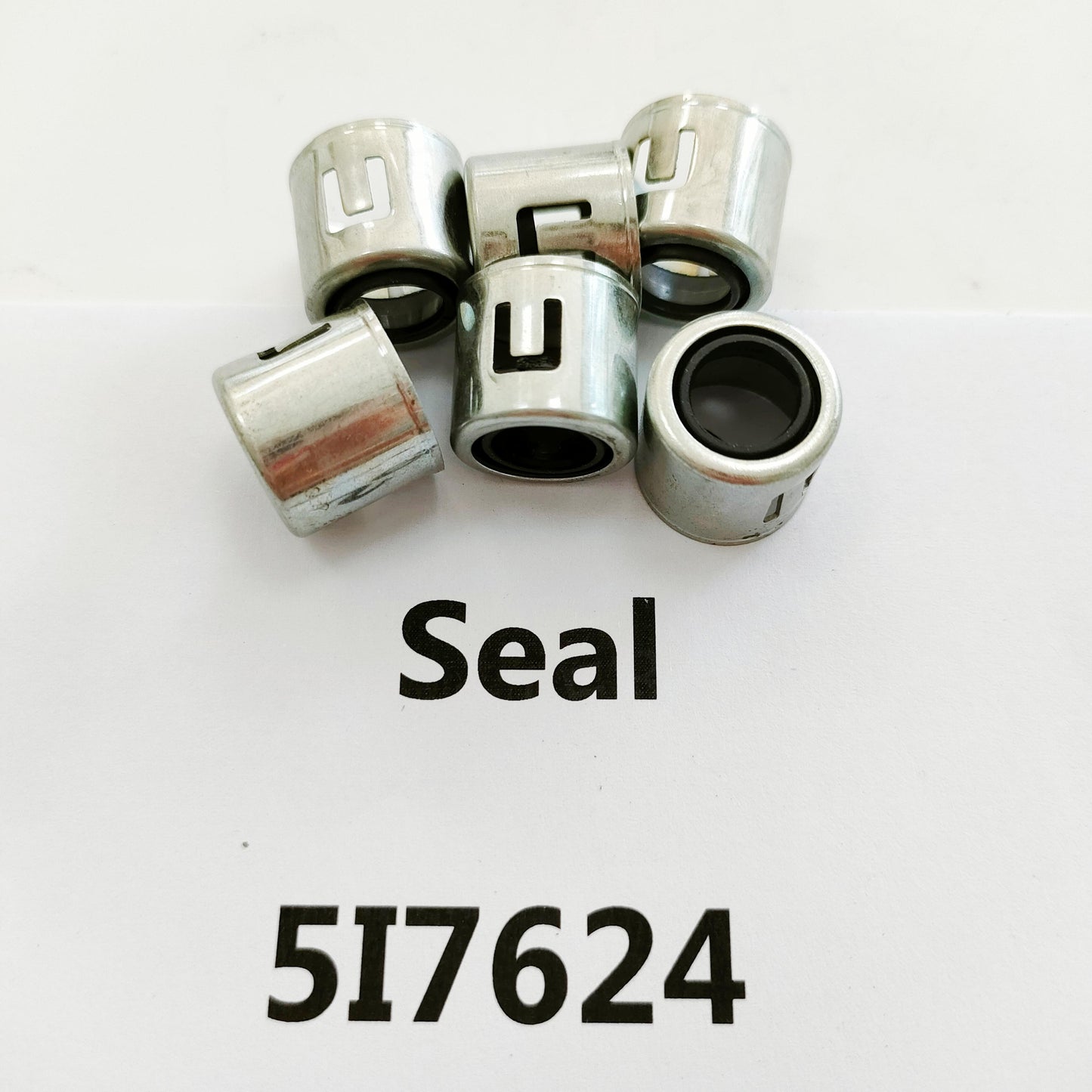 5I7624 Caterpillar SEAL, VALVE STEM