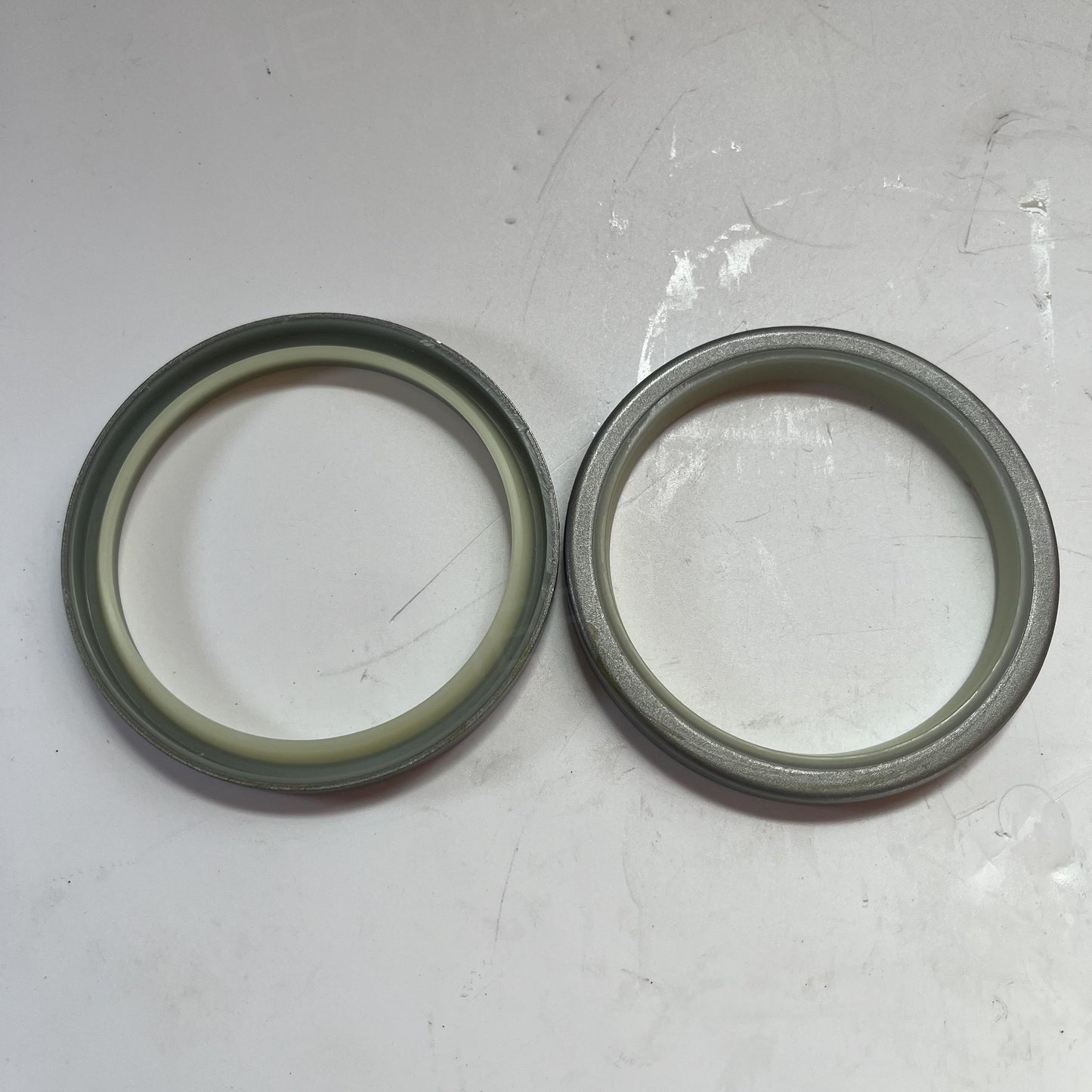 2357679 Caterpillar SEAL-LIP TYPE
