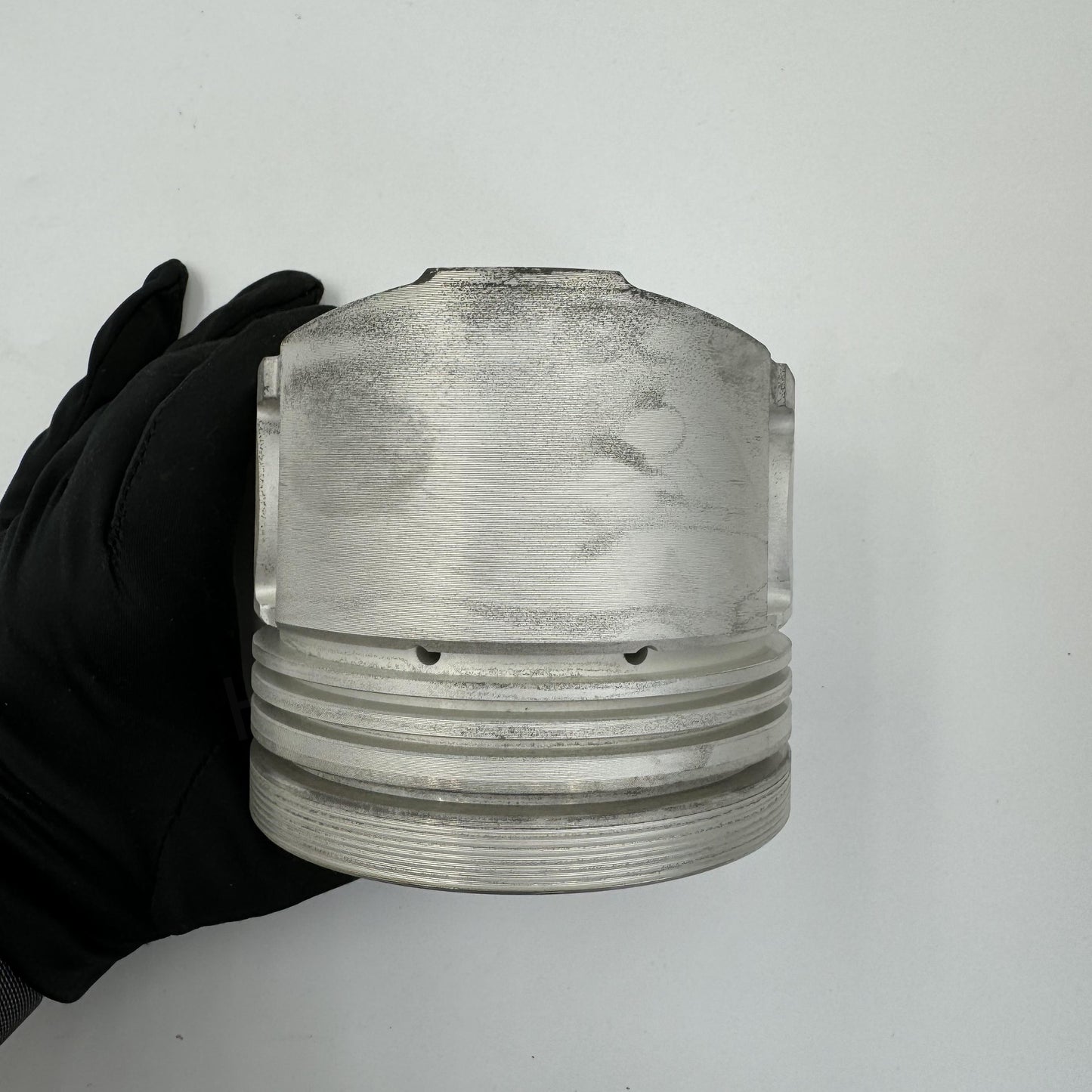 8973585740 PISTON