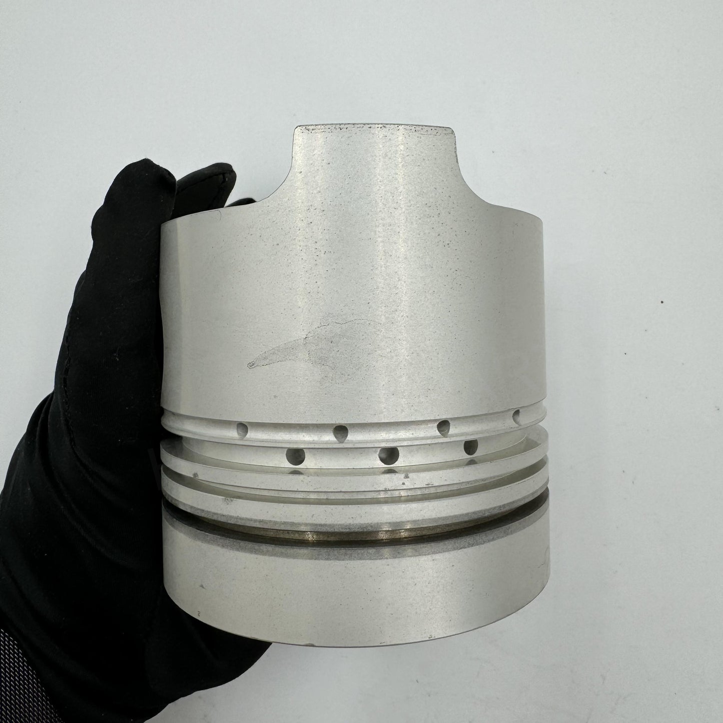 1121112401 PISTON
