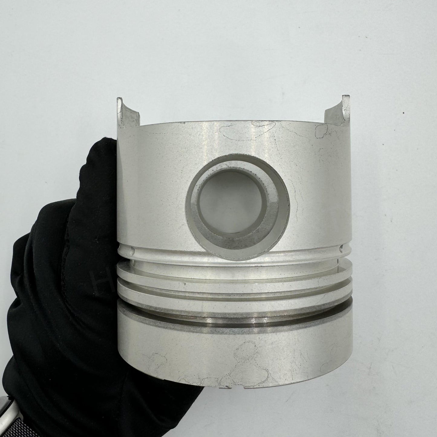 1121112401 PISTON
