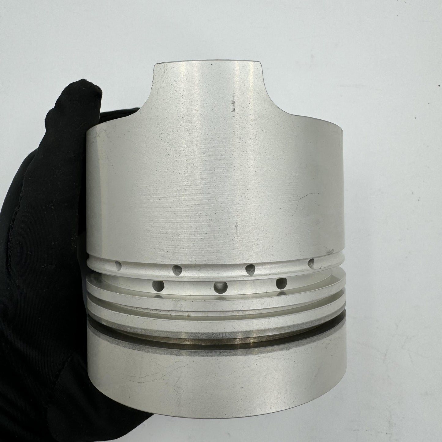1121112401 PISTON