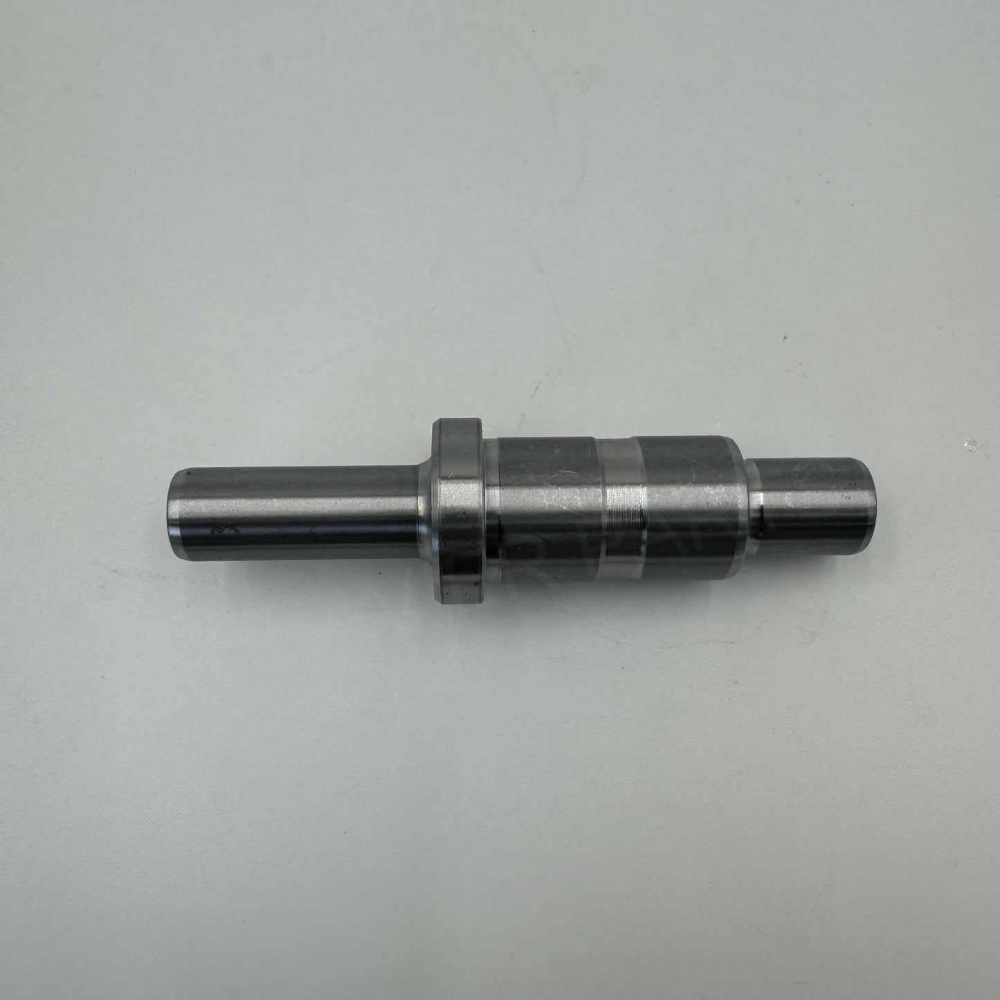 3050394 Cummins SHAFT, WATER PUMP