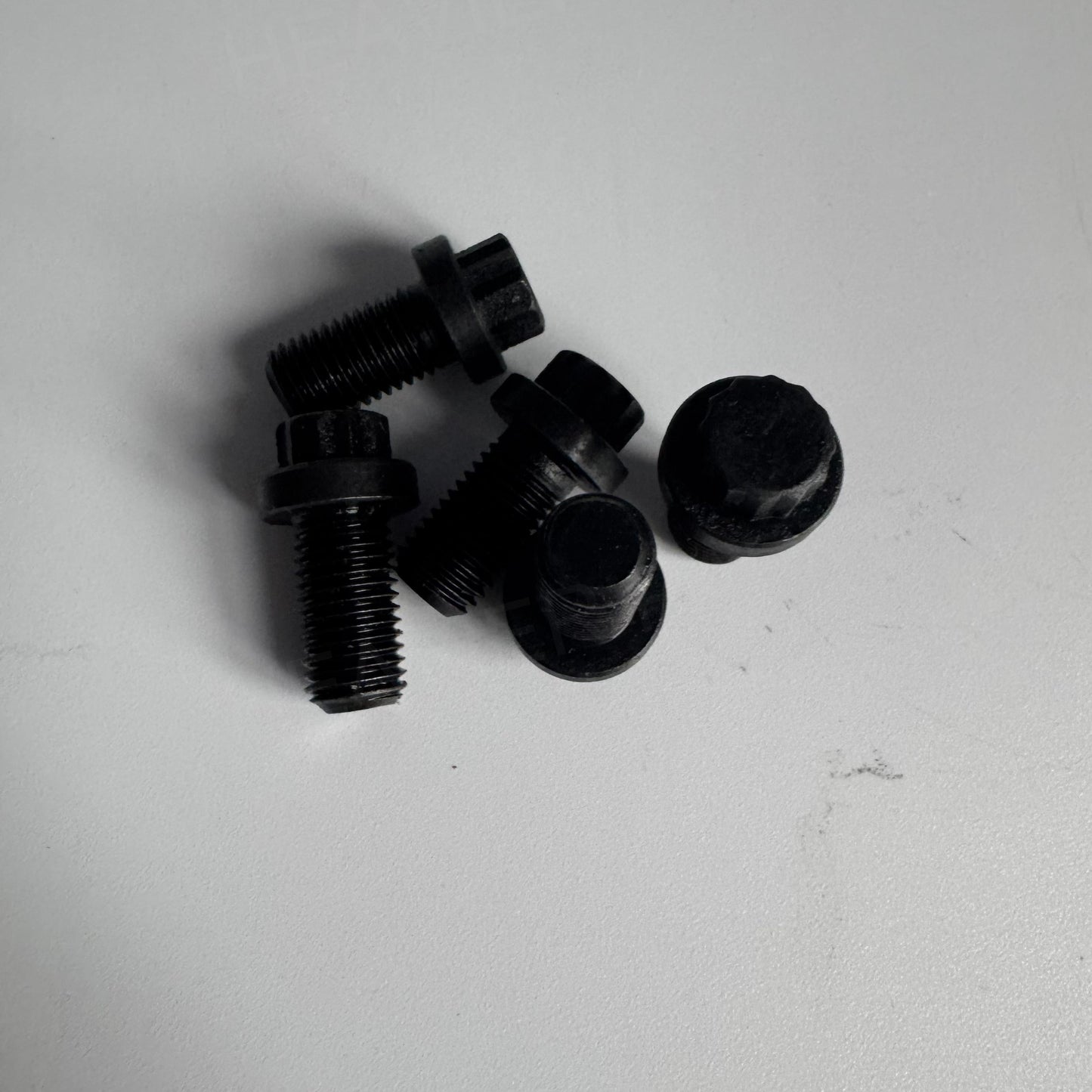 4E5985 Caterpillar BOLT