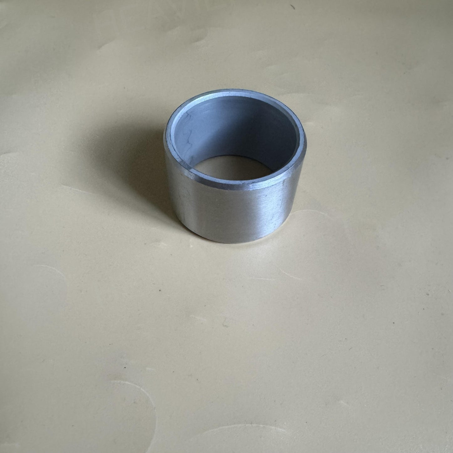 5S7630 Caterpillar BEARING SLEEVE ACC DRIVE